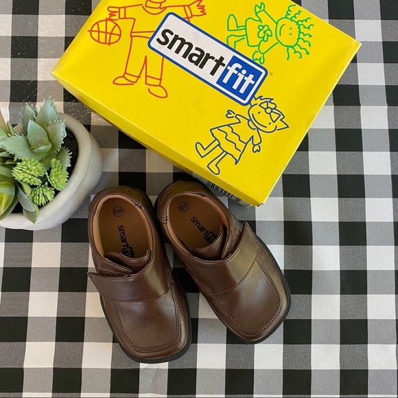 Smartfit Brown Velcro Dress Shoes - Picture 1 of 7